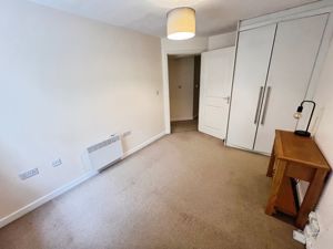 Bedroom- click for photo gallery